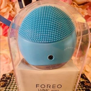 Foreo Mini Luna Face Cleaner